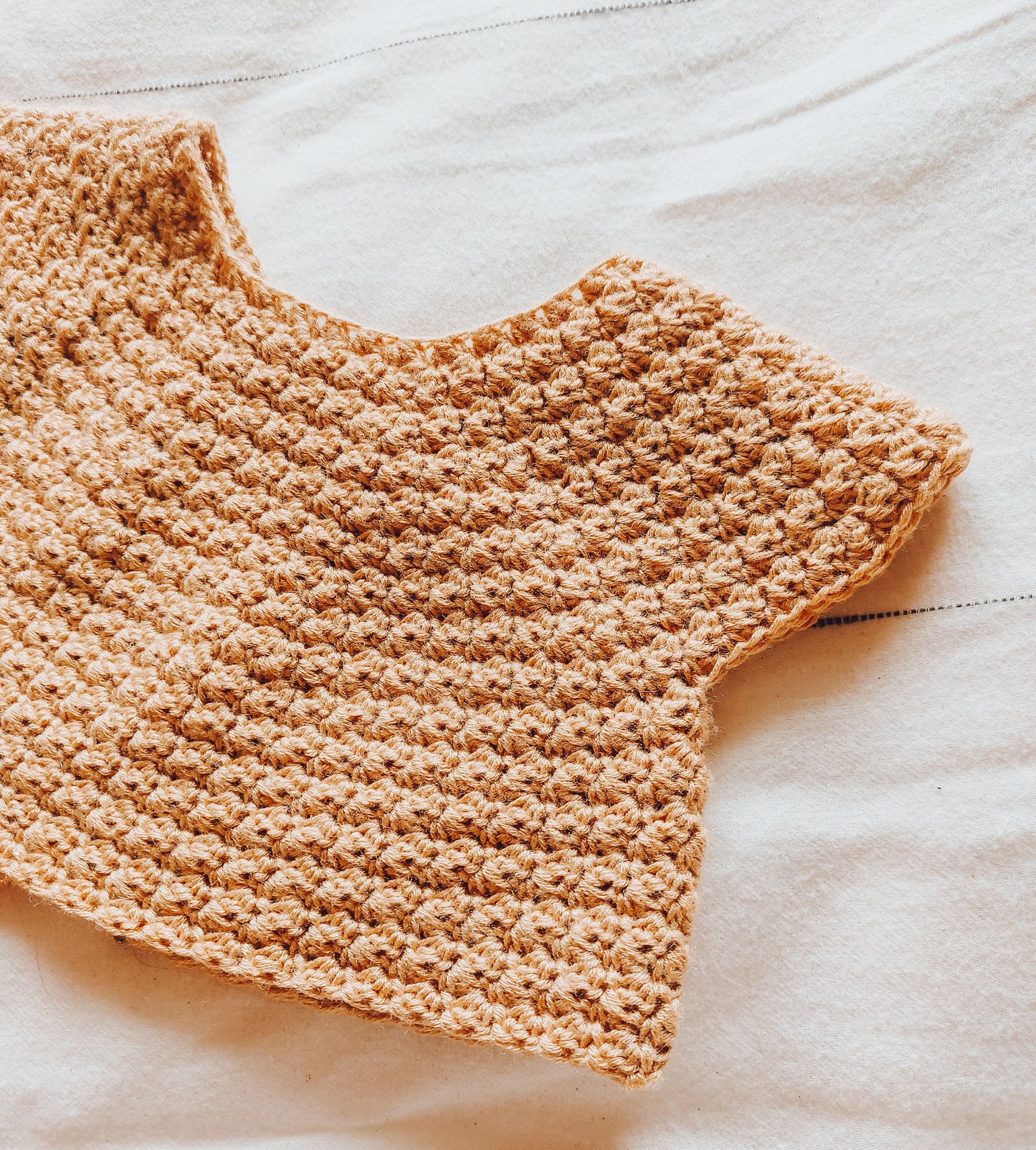 Honey Comb Baby Sweater | Crochet Pattern