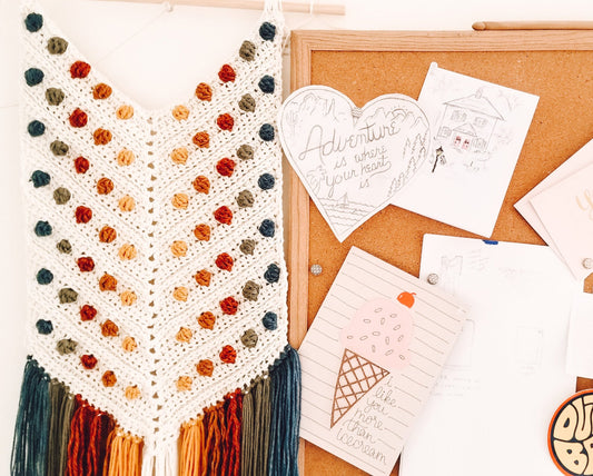 Breezy Bobble Banner | Crochet Pattern